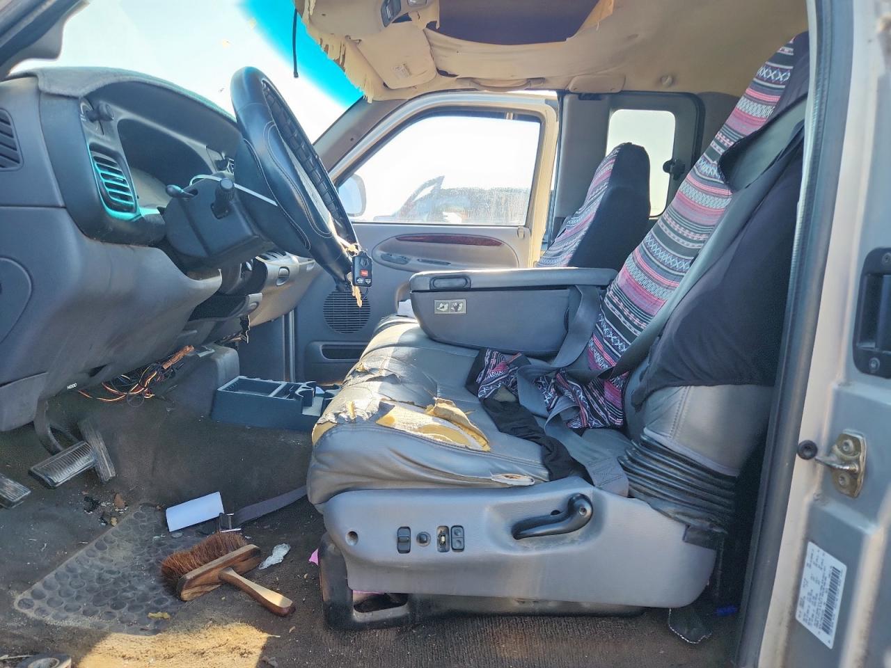 1998 Dodge Ram 1500 VIN: 3B7HC13Y9WG161601 Lot: 71285155