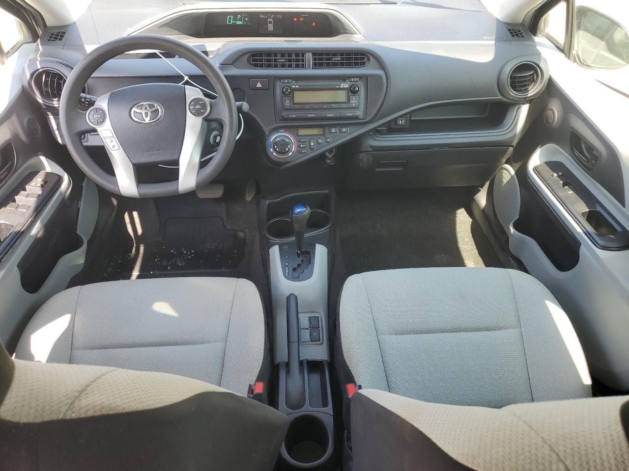 2013 Toyota Prius C VIN: JTDKDTB3XD1553860 Lot: 81255435