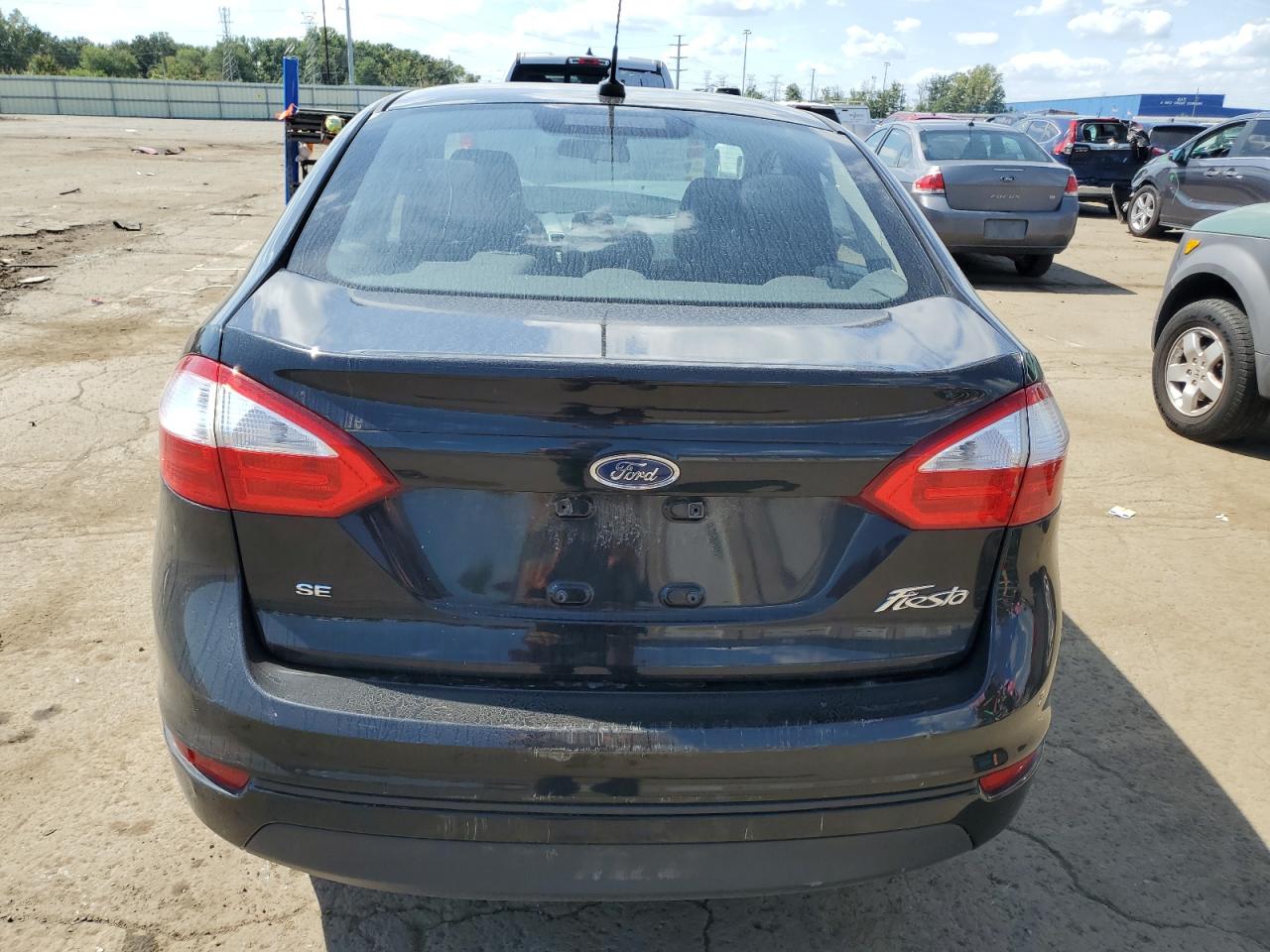 2014 Ford Fiesta Se VIN: 3FADP4BJ2EM202892 Lot: 71166235