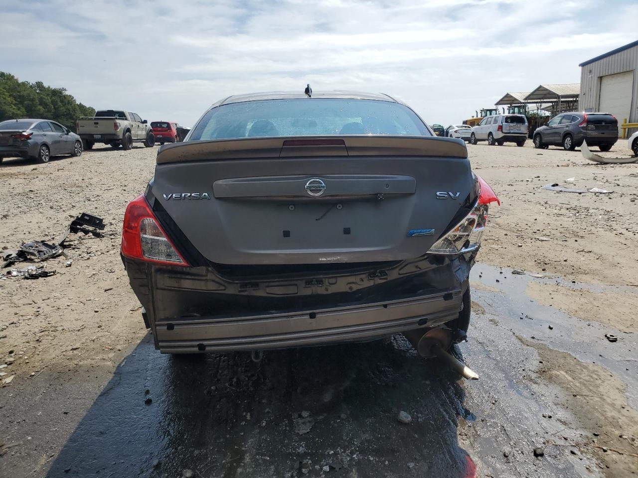 2014 Nissan Versa S VIN: 3N1CN7AP1EL869691 Lot: 71957315