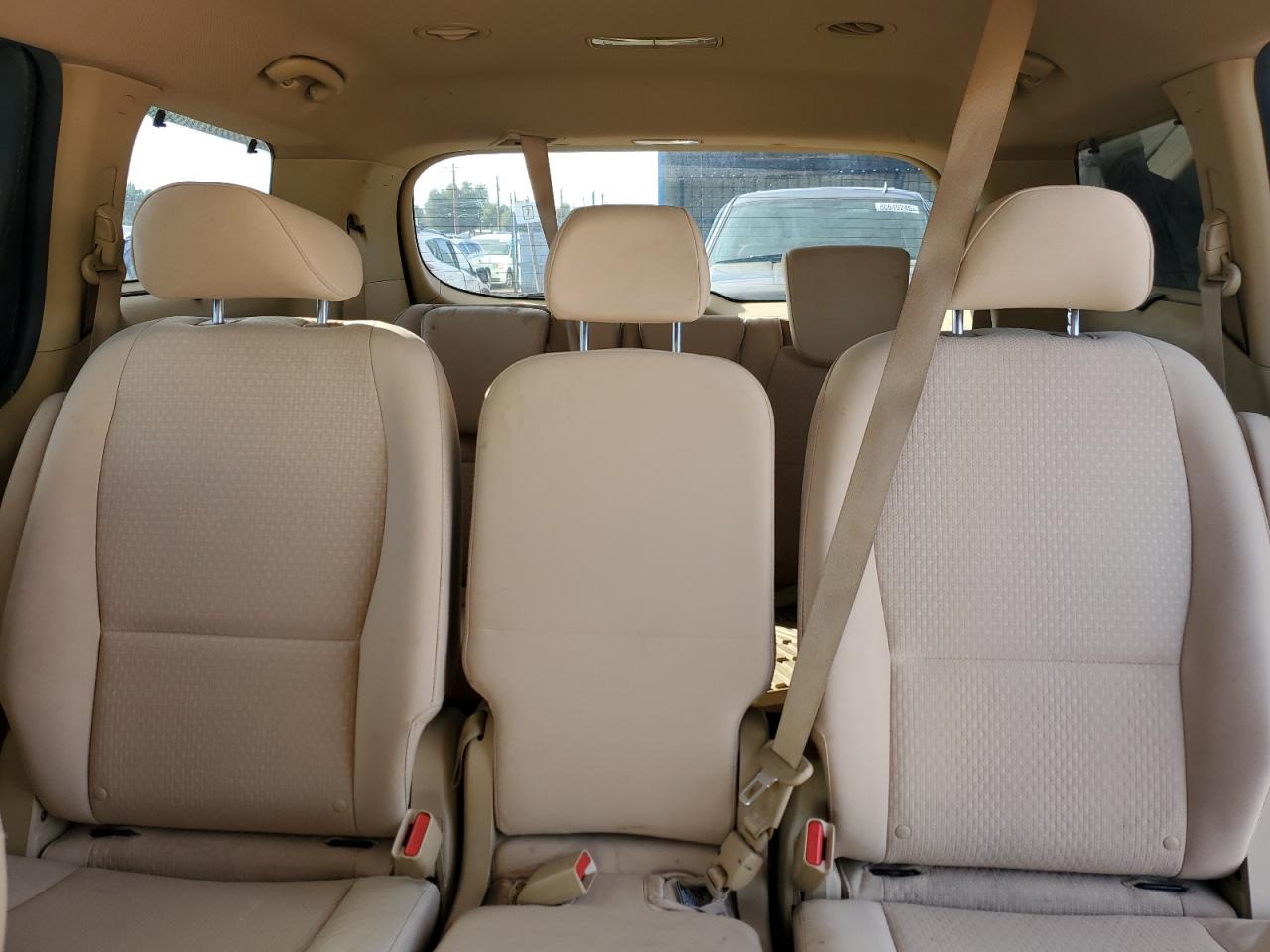 2016 Kia Sedona Lx VIN: KNDMB5C19G6098210 Lot: 80680775