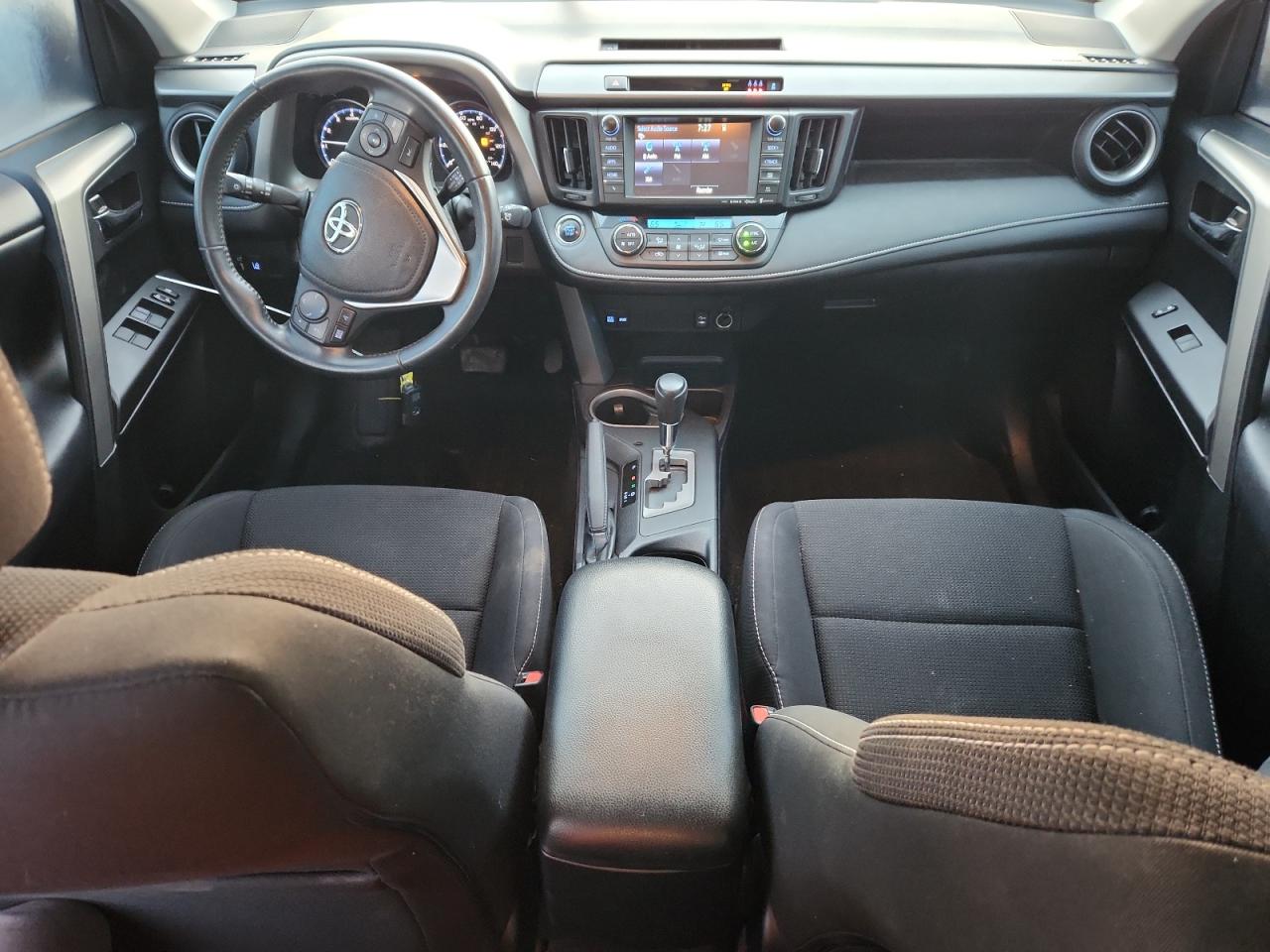 2017 Toyota Rav4 Xle VIN: 2T3RFREV4HW545009 Lot: 81439875