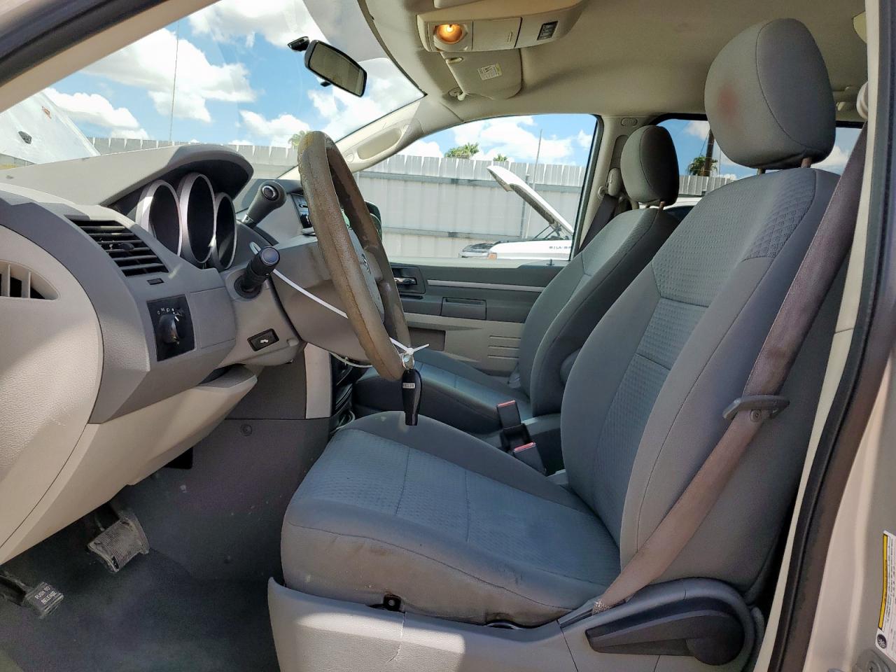 2010 Dodge Grand Caravan Se VIN: 2D4RN4DE1AR262349 Lot: 71926505