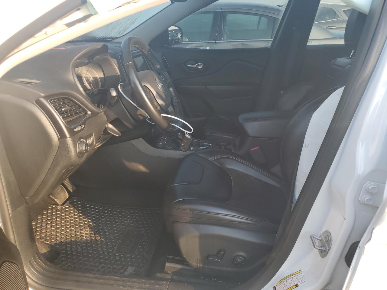 2020 Jeep Cherokee Trailhawk VIN: 1C4PJMBX0LD647458 Lot: 71843765