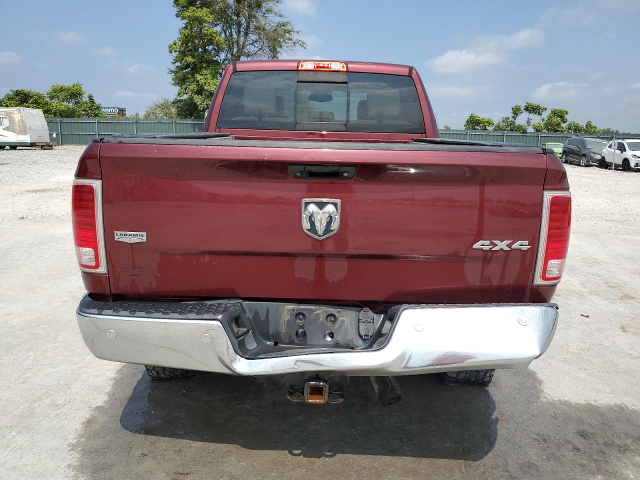 2018 Ram 2500 Laramie VIN: 3C6UR5FL0JG223276 Lot: 70909045