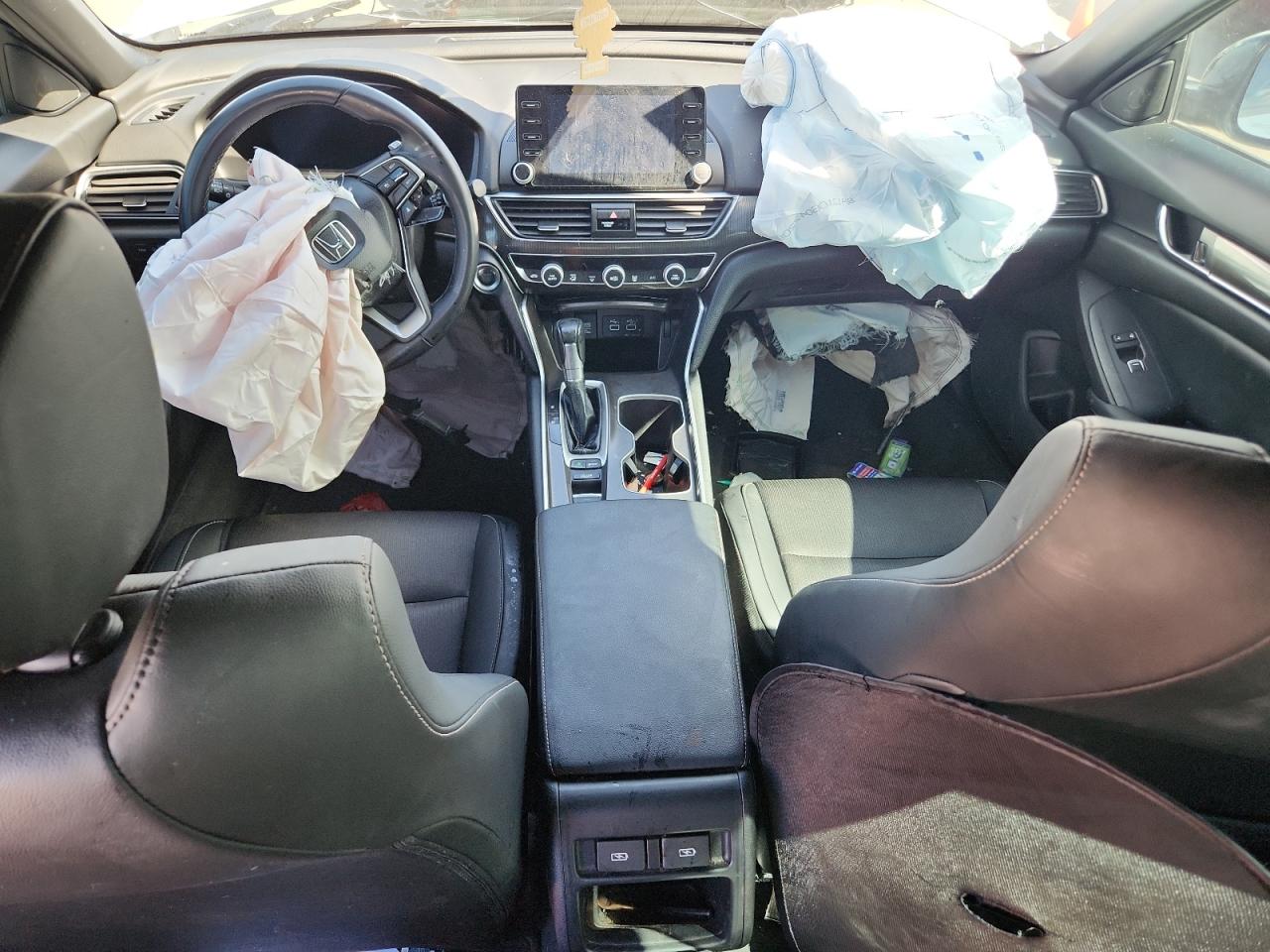 2022 Honda Accord Sport VIN: 1HGCV1F38NA083816 Lot: 81338225