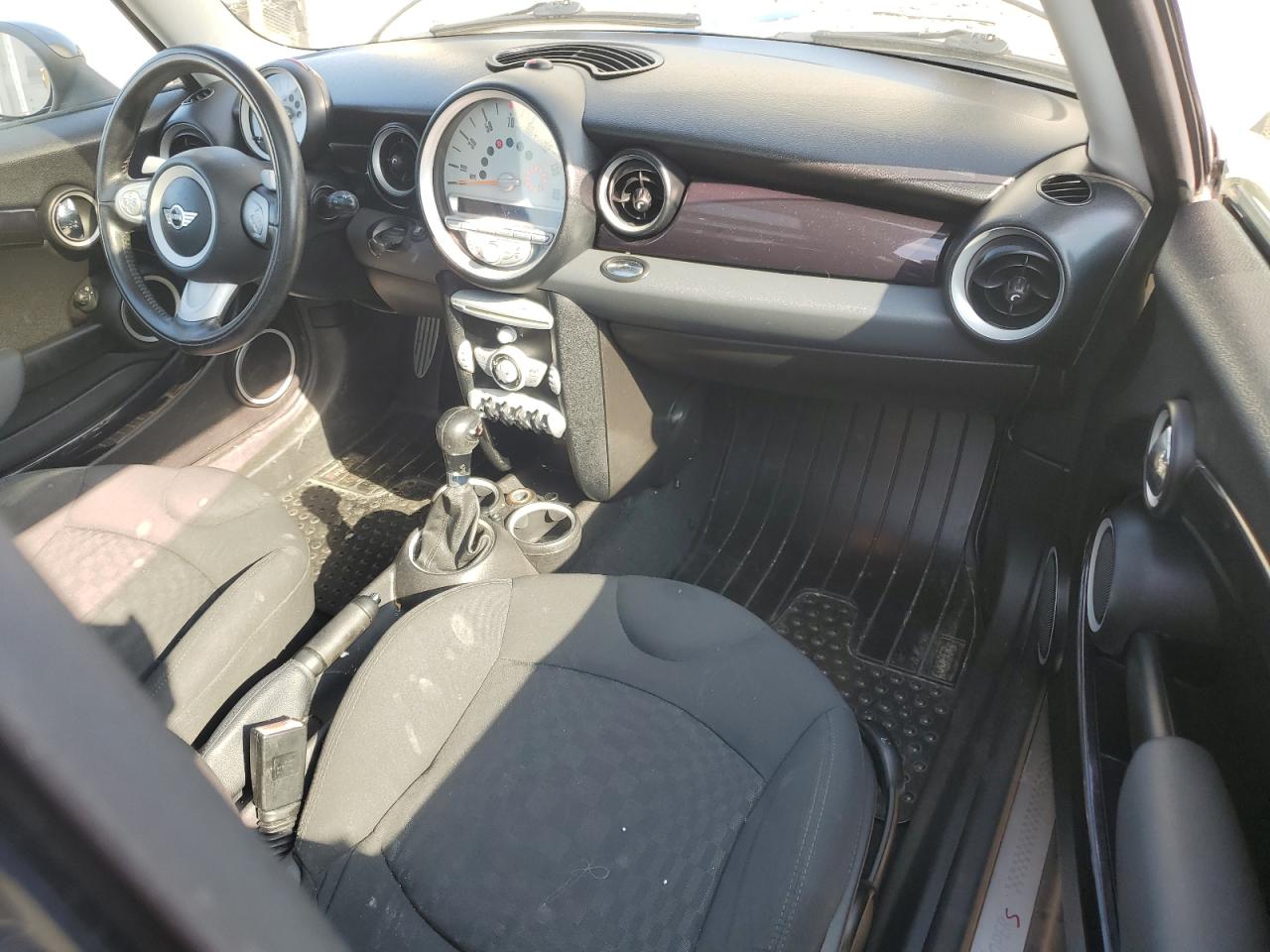 2010 Mini Cooper S VIN: WMWMF7C56ATZ71095 Lot: 81569115