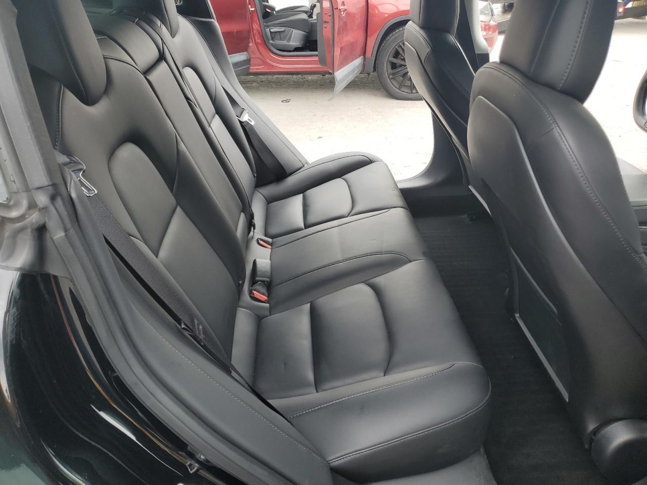 2018 Tesla Model 3 VIN: 5YJ3E1EB0JF178556 Lot: 82127915