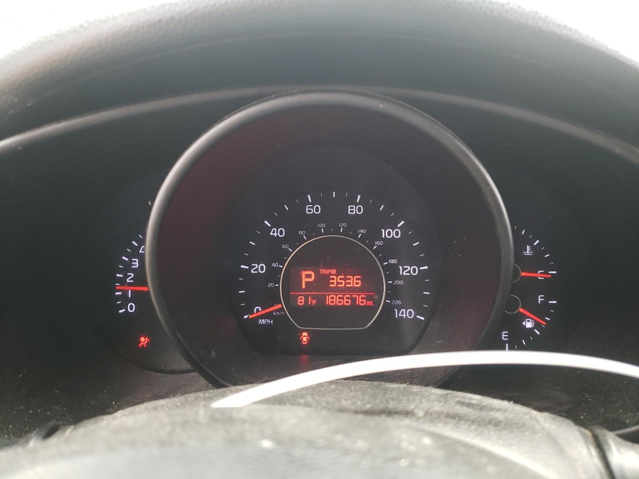 2016 Kia Soul VIN: KNDJN2A29G7243597 Lot: 81217445