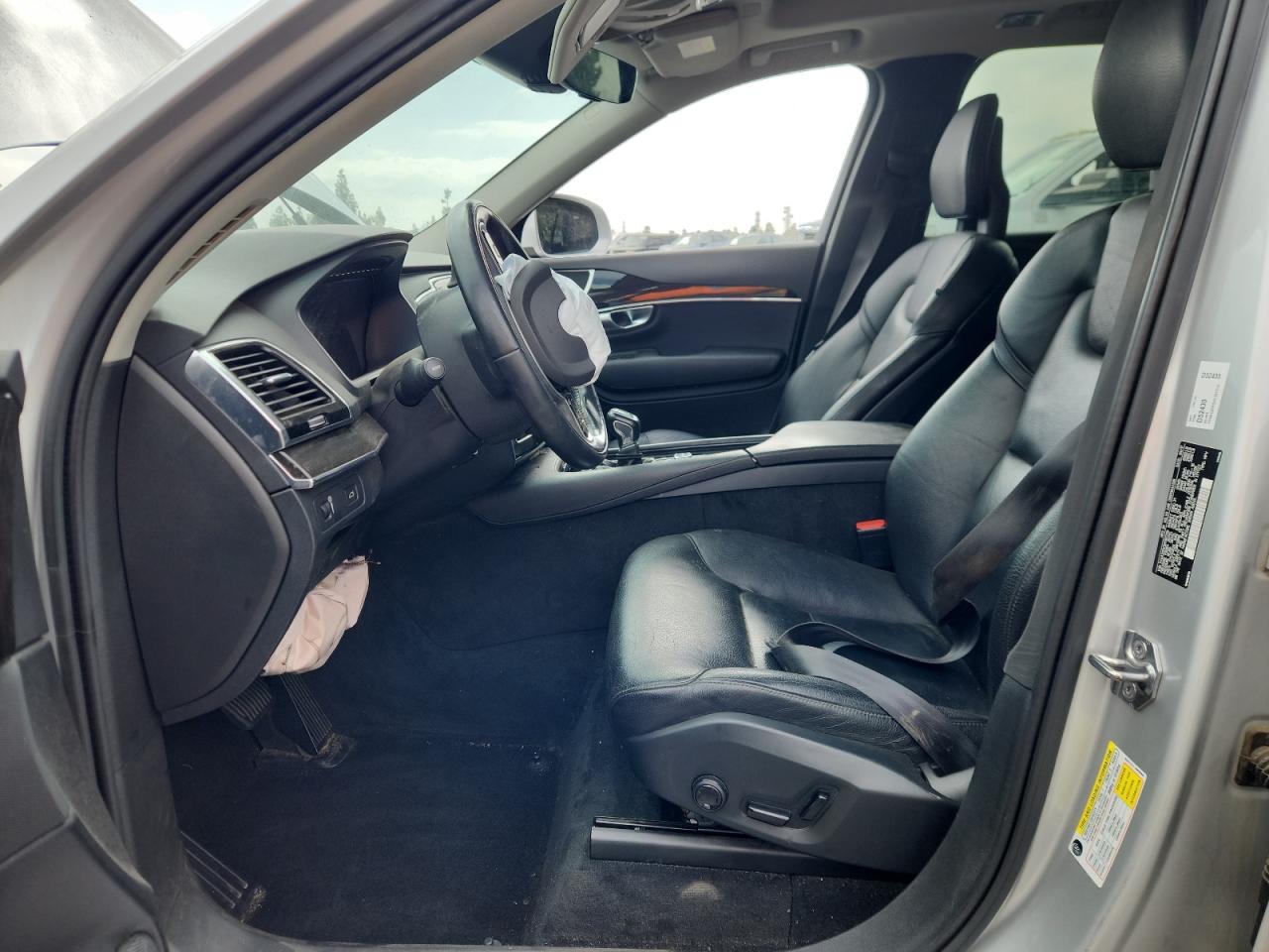 2017 Volvo Xc90 T6 VIN: YV4A22PK5H1187319 Lot: 71749775