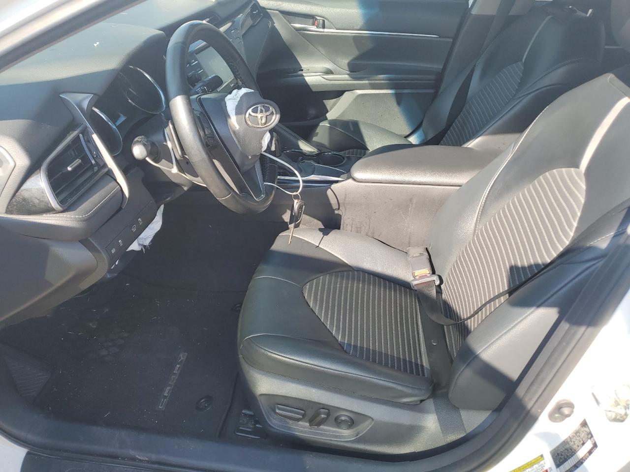 2020 Toyota Camry Se VIN: 4T1G11AK1LU909035 Lot: 84241075
