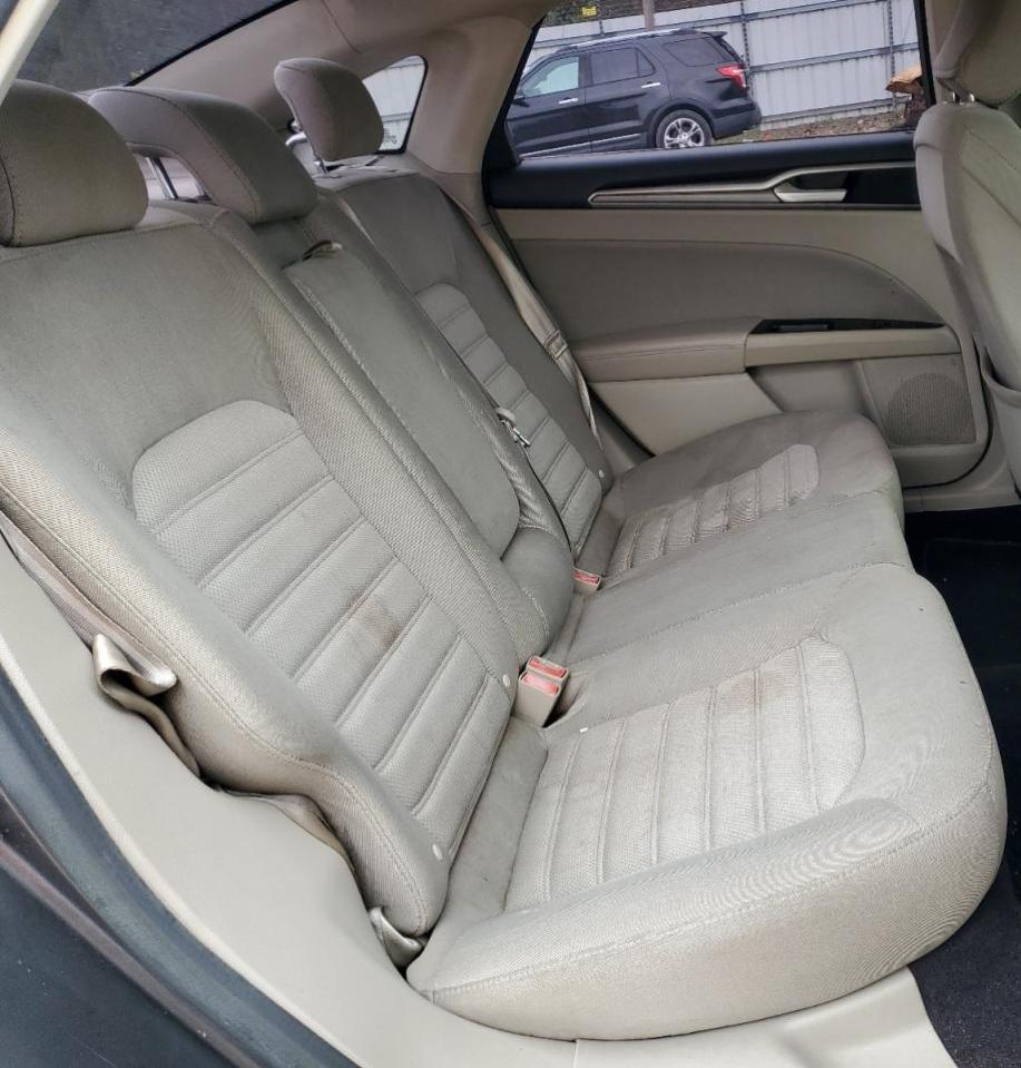 2017 Ford Fusion Se VIN: 3FA6P0HD6HR236621 Lot: 81874375