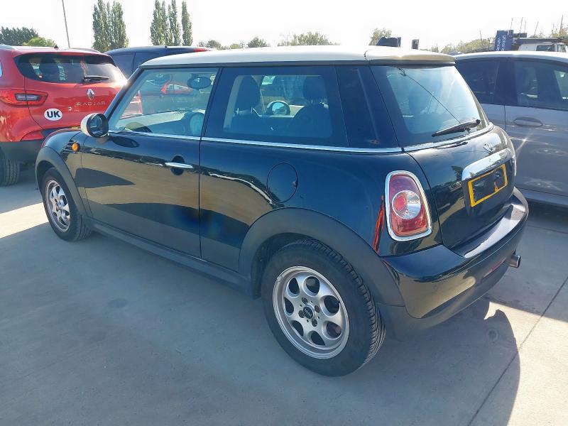 2013 MINI COOPER 