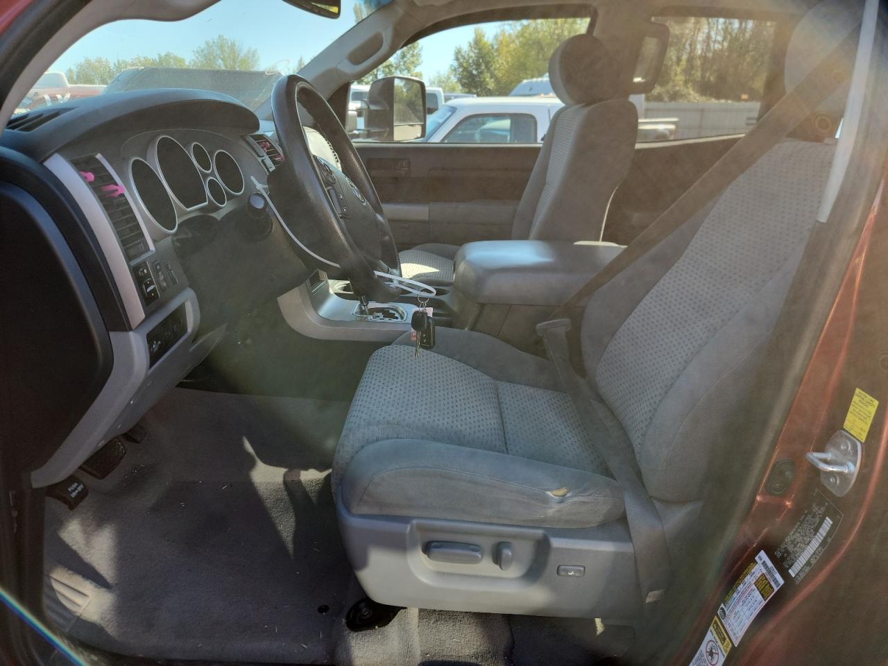 2010 Toyota Tundra Double Cab Sr5 VIN: 5TFUY5F15AX113460 Lot: 84216765