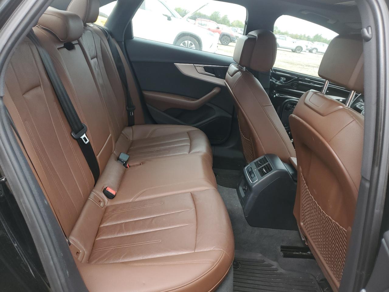 2017 Audi A4 Premium VIN: WAUANAF46HN013823 Lot: 71904385