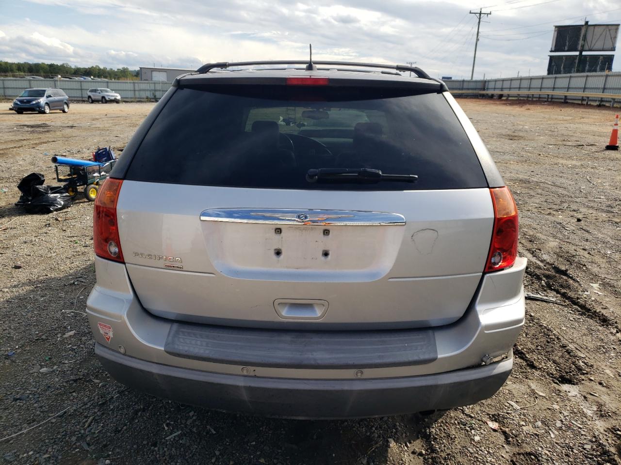 2008 Chrysler Pacifica Touring VIN: 2A8GM68X18R101176 Lot: 84201895