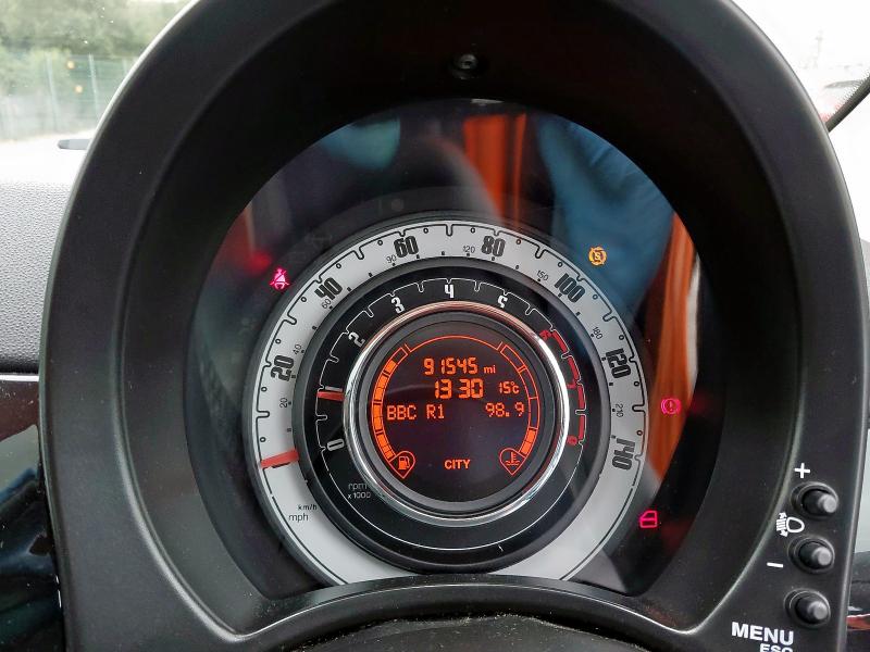 2012 FIAT 500 LOUNGE RHD 