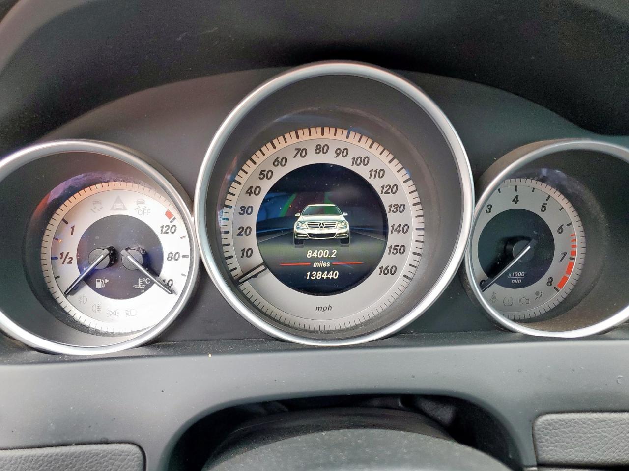 2014 Mercedes-Benz C 250 VIN: WDDGF4HB5EA957645 Lot: 84032505