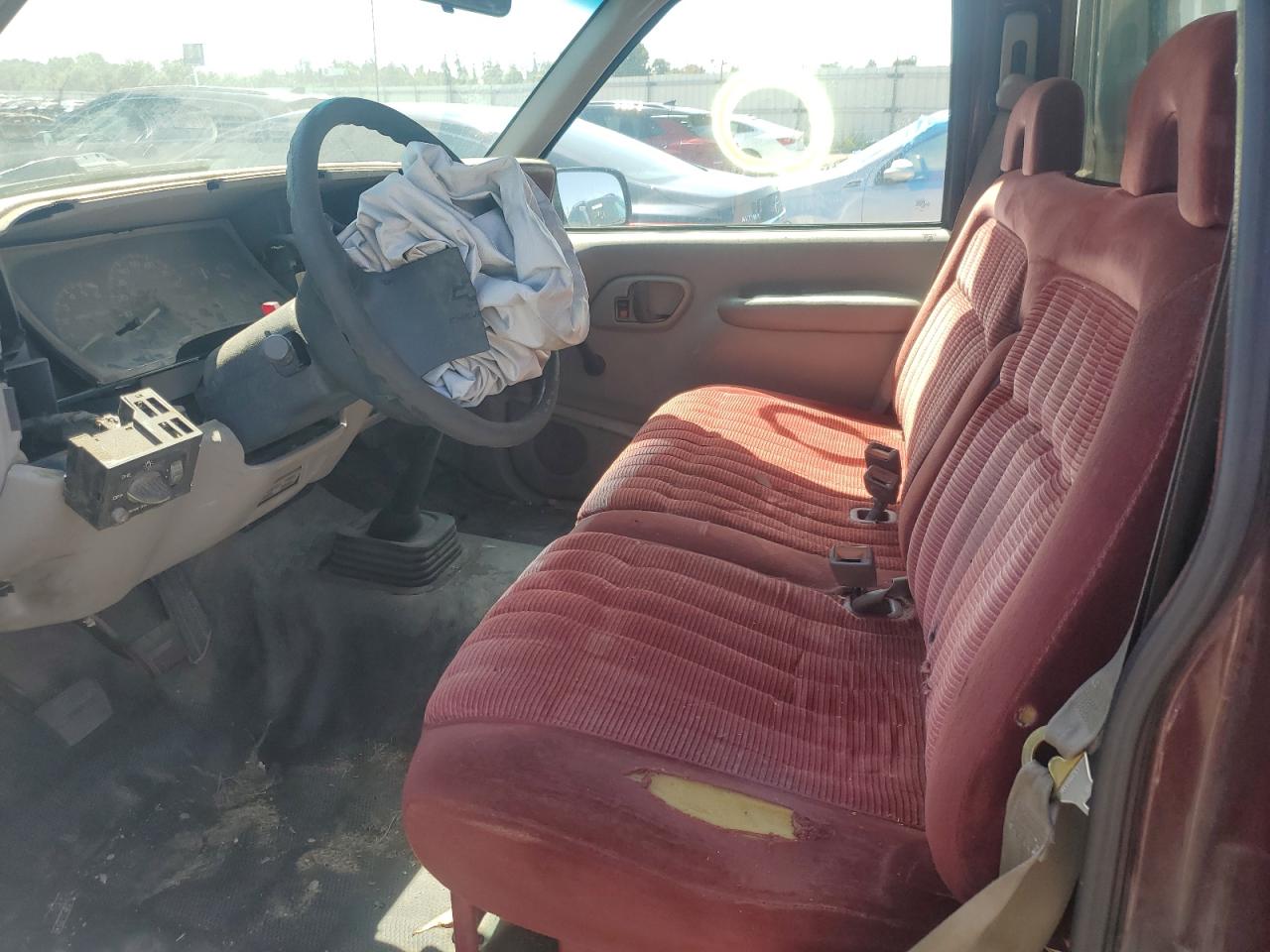 1997 Chevrolet Gmt-400 C1500 VIN: 1GCEC14W4VZ239555 Lot: 72016325