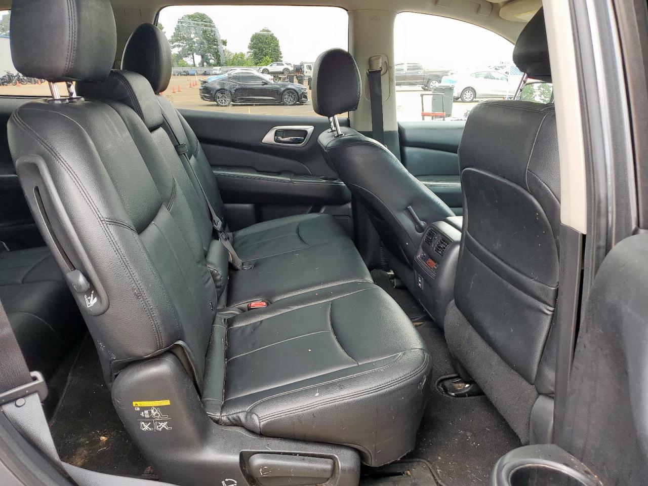 2018 Nissan Pathfinder S VIN: 5N1DR2MM5JC669523 Lot: 71132585