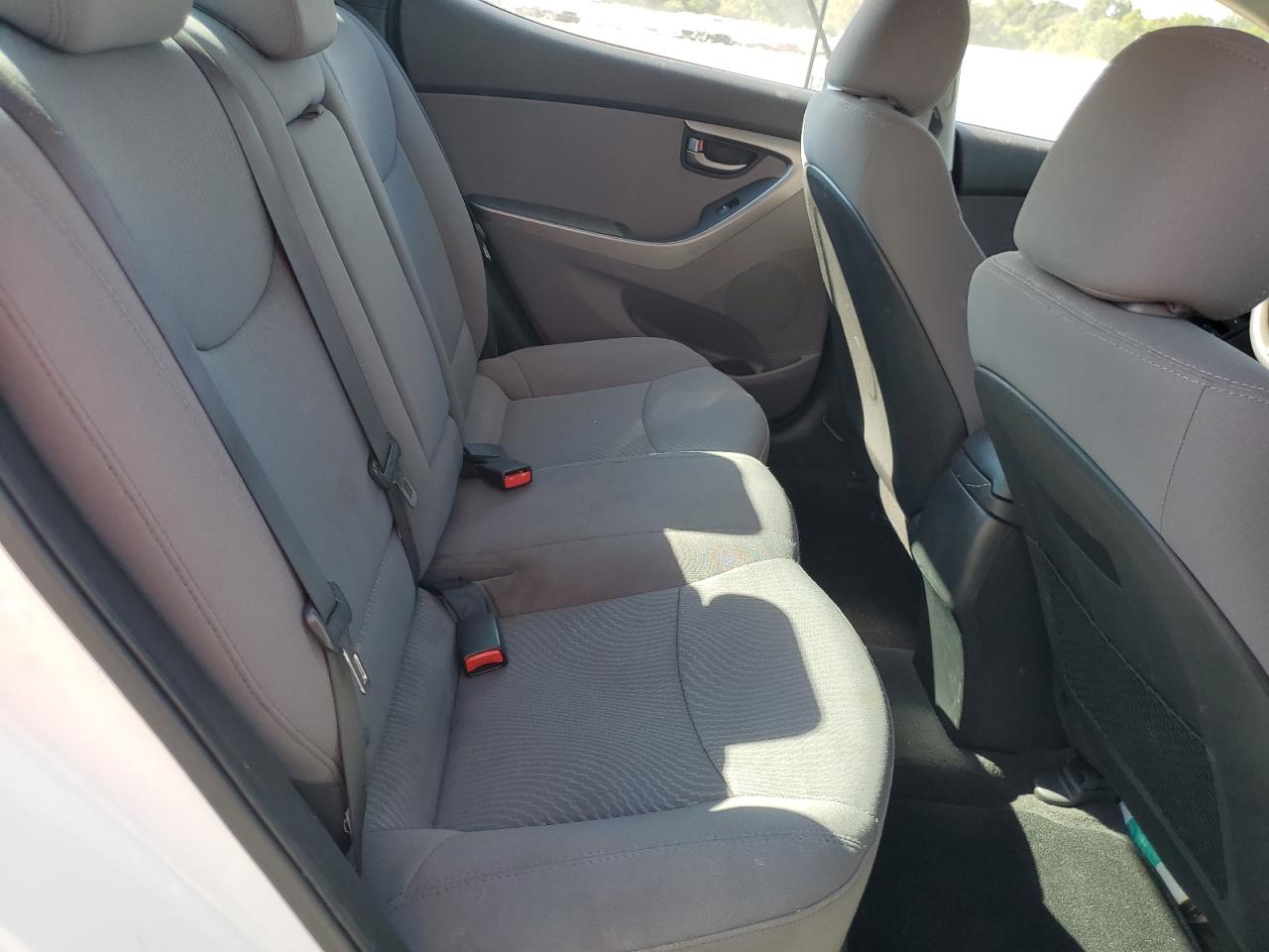 2015 Hyundai Elantra Se VIN: 5NPDH4AEXFH632303 Lot: 80665275