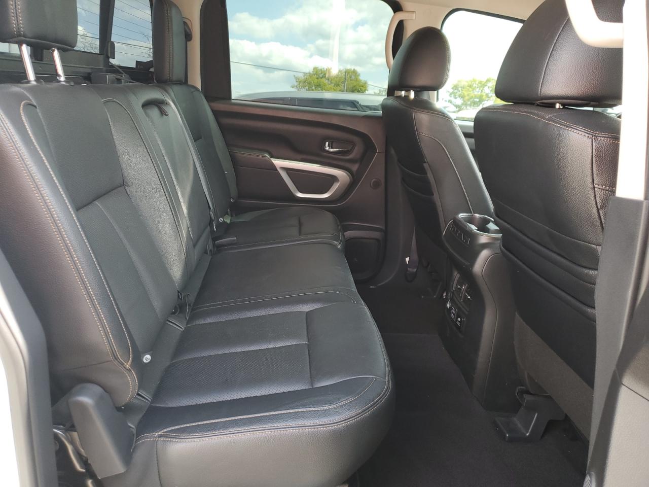 2019 Nissan Titan Platinum Reserve VIN: 1N6AA1E65KN525725 Lot: 80200545