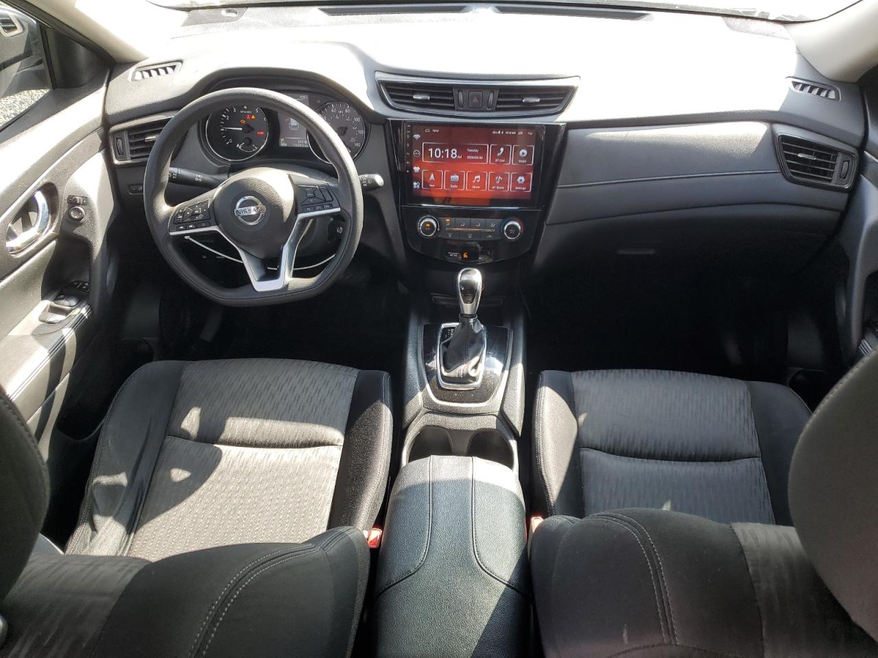 2017 Nissan Rogue S VIN: JN8AT2MT5HW139792 Lot: 81964365