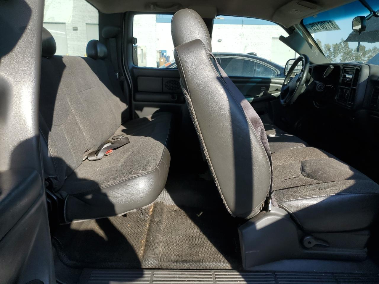 2005 Chevrolet Silverado C1500 VIN: 1GCEC19XX5Z150610 Lot: 81706125