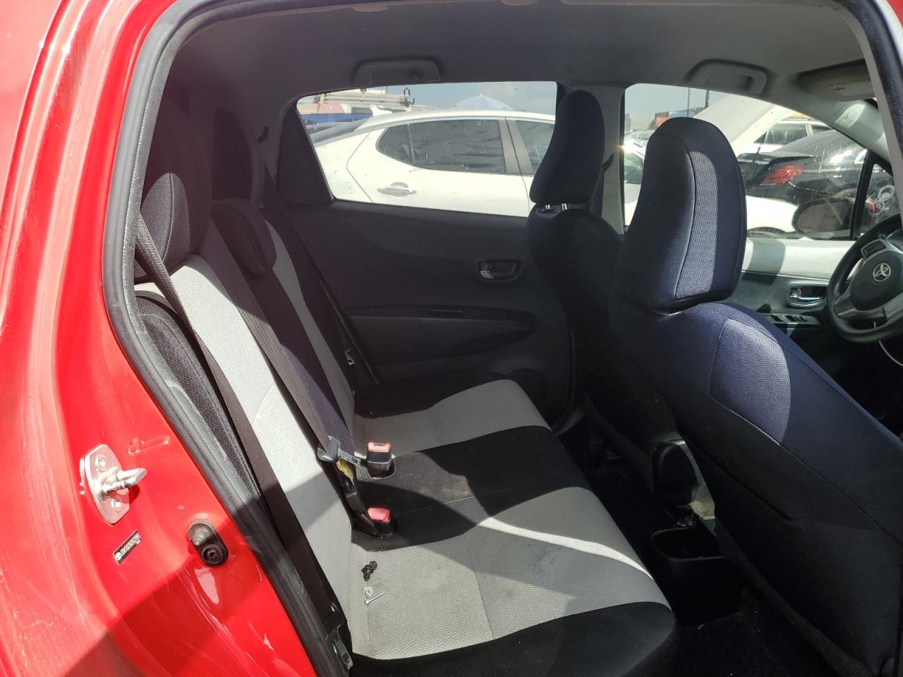 2012 Toyota Yaris VIN: JTDBT4K38CL023446 Lot: 81550555