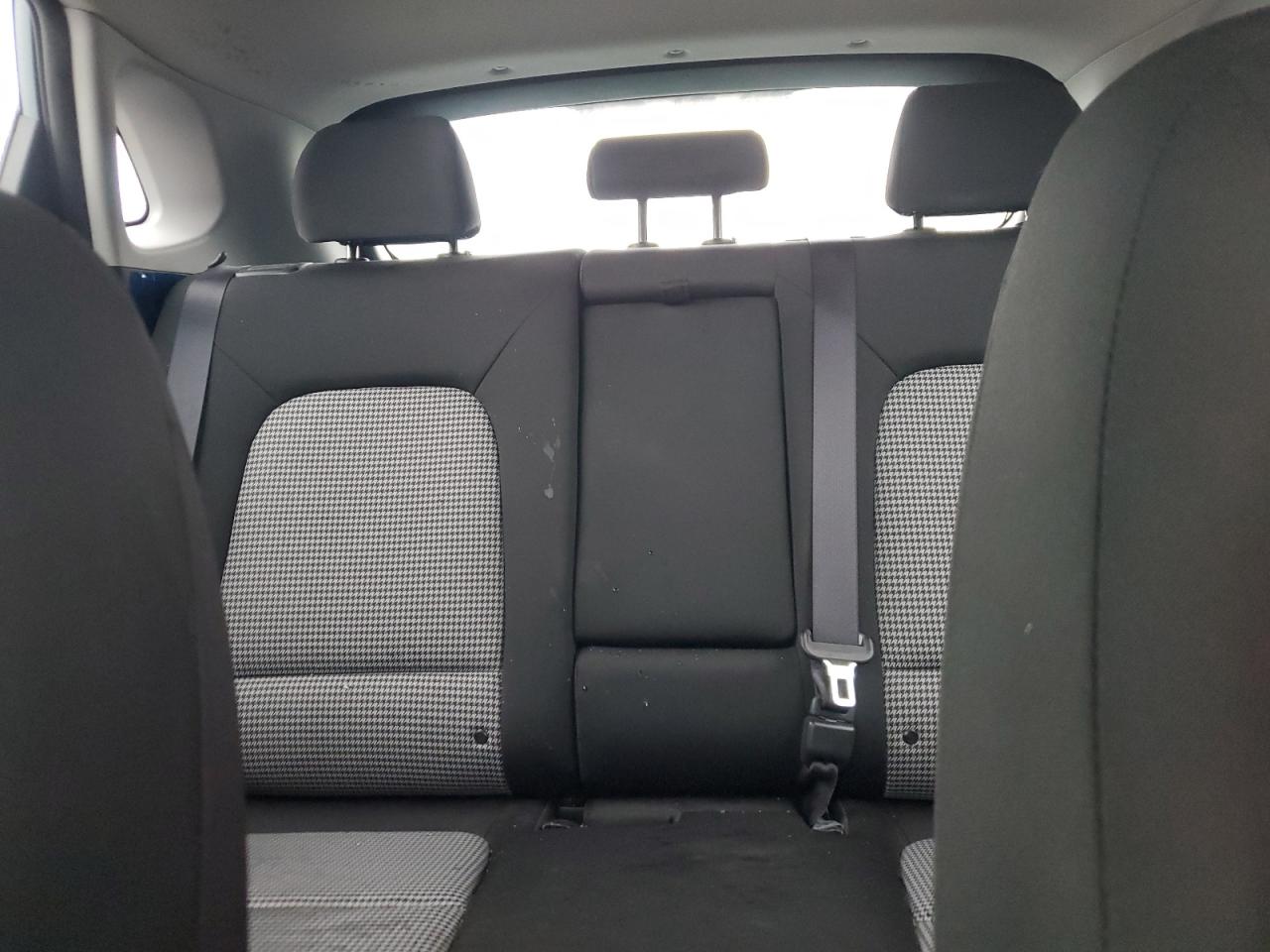 2021 Hyundai Kona Se VIN: KM8K12AAXMU665815 Lot: 69774995