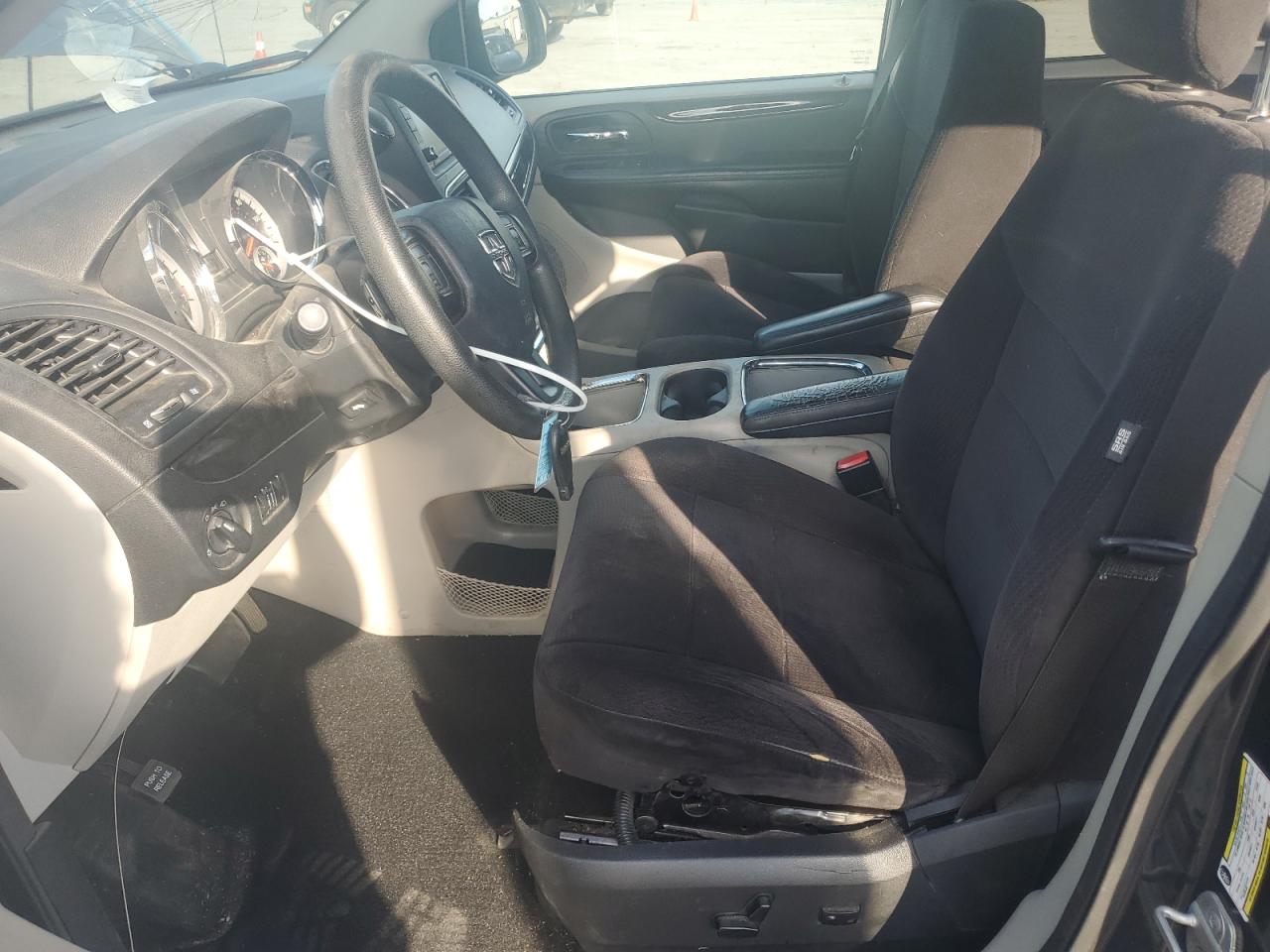 2014 Dodge Grand Caravan Sxt VIN: 2C4RDGCG1ER141105 Lot: 81959275