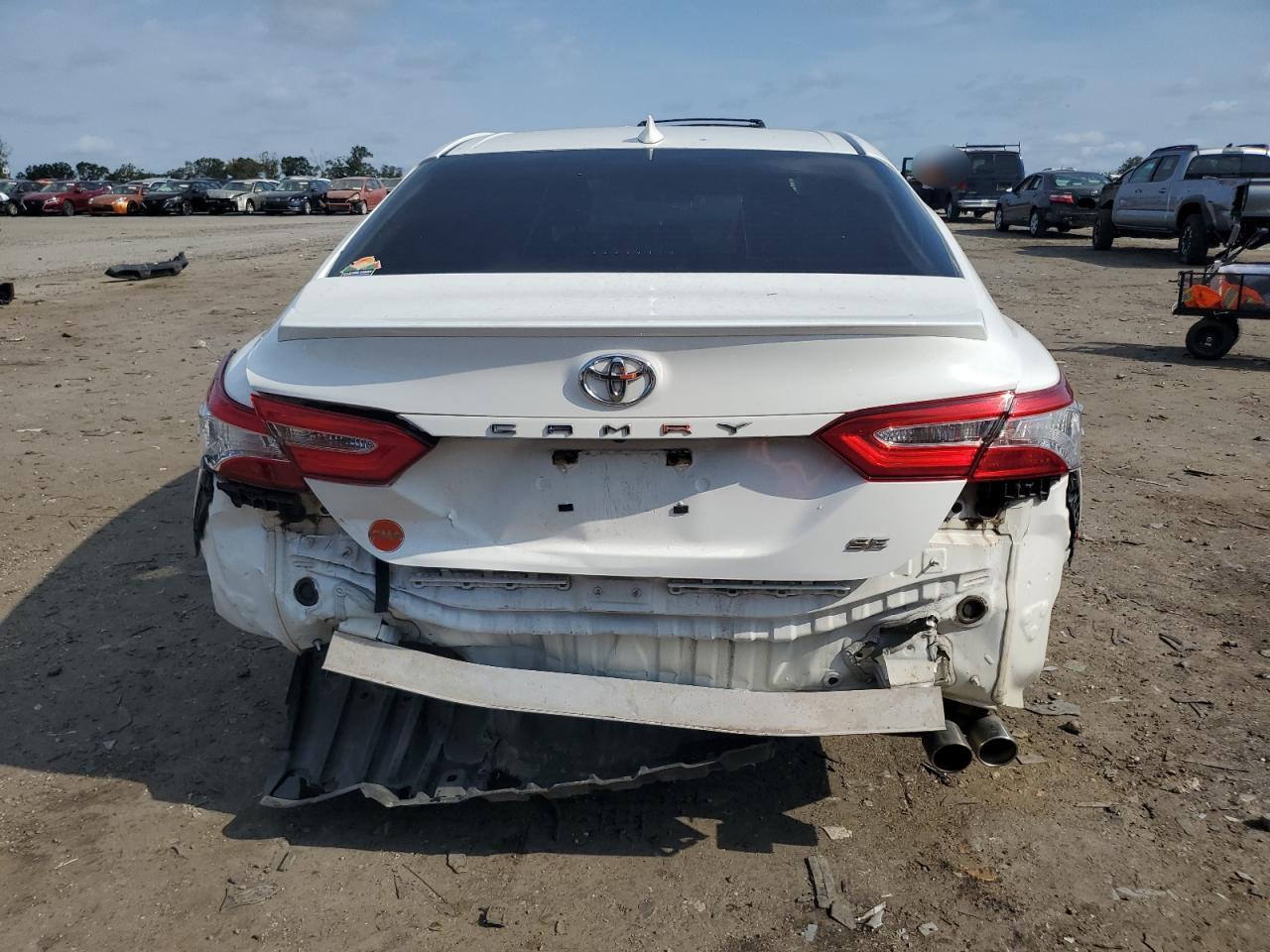 2020 Toyota Camry Se VIN: 4T1G11AK8LU945000 Lot: 82044955