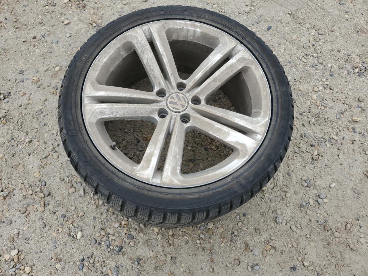 2016 Volkswagen Tiguan Comfortline VIN: WVGJV7AX9GW069007 Lot: 84021415