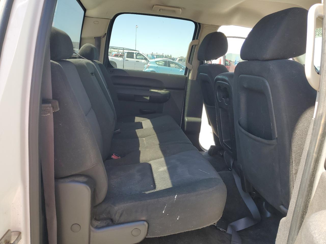 2011 Chevrolet Silverado C1500 Ls VIN: 3GCPCREA8BG259037 Lot: 72050405