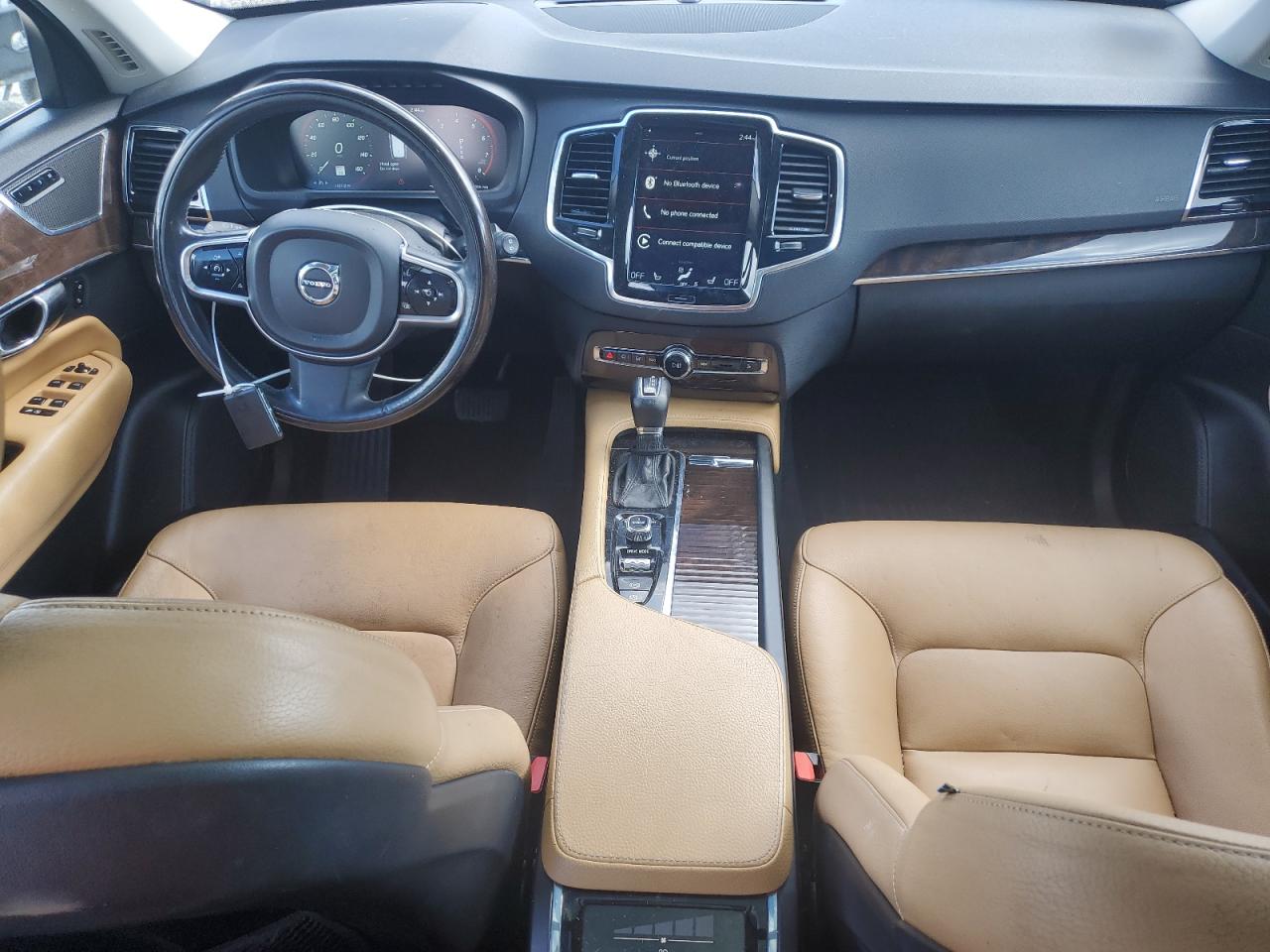 2016 Volvo Xc90 T6 VIN: YV4A22PKXG1054196 Lot: 71047635