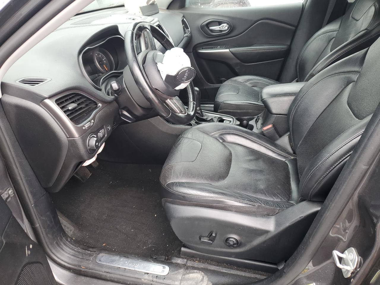 2020 Jeep Cherokee Limited VIN: 1C4PJLDB8LD605454 Lot: 81825375