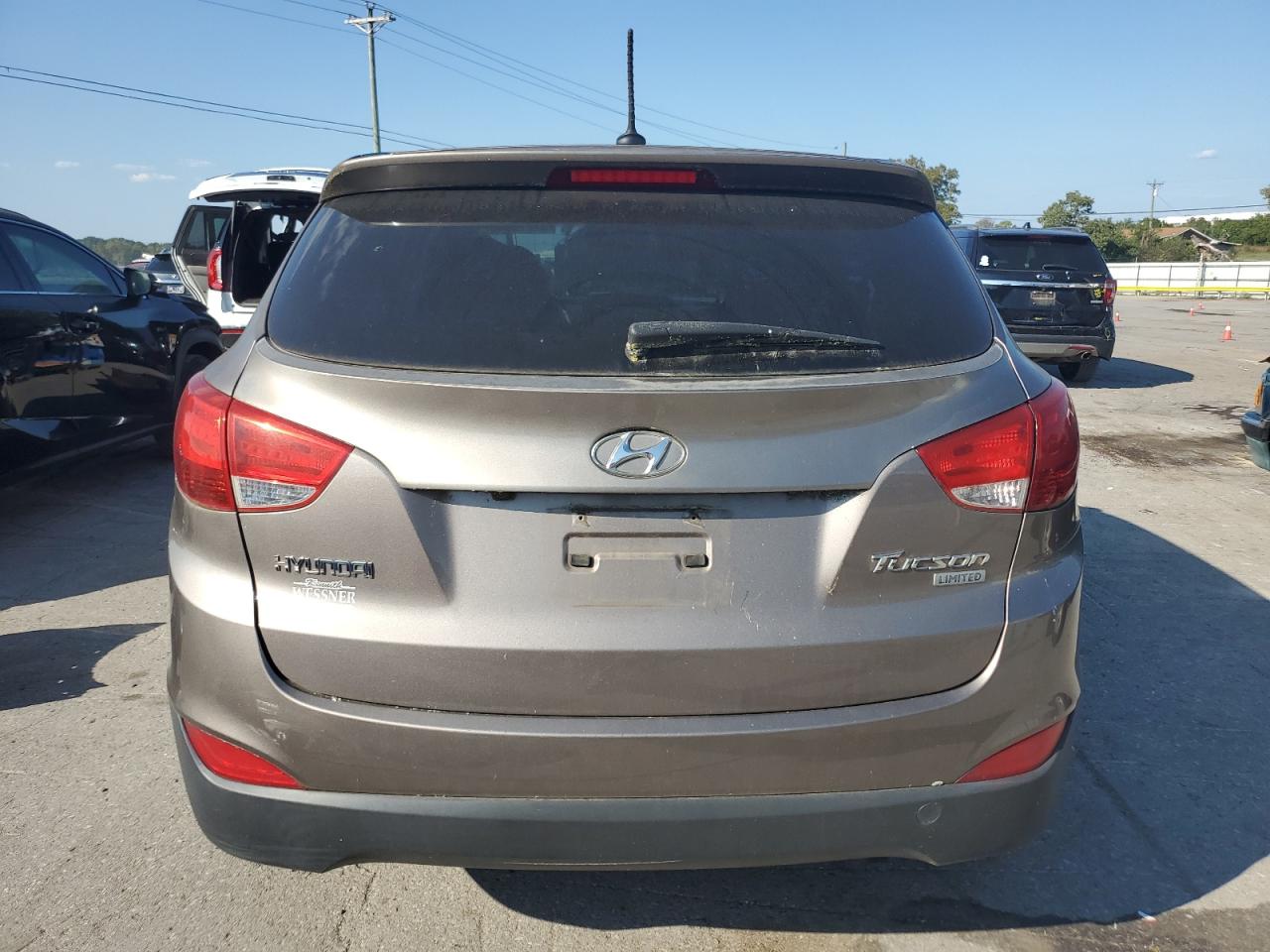 2011 Hyundai Tucson Gls VIN: KM8JU3AC7BU198425 Lot: 81215945