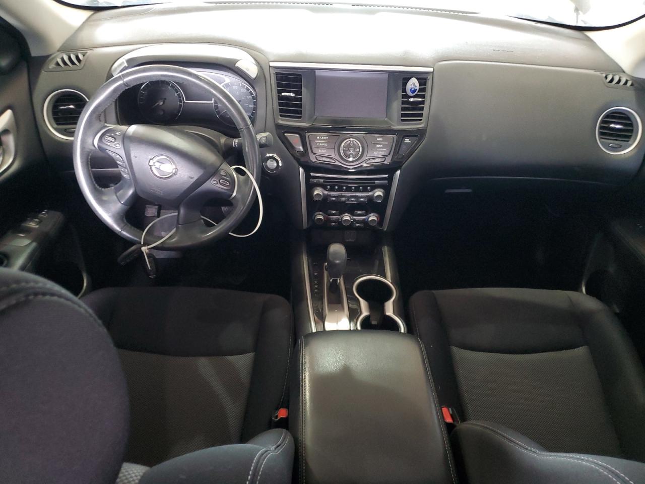 2018 Nissan Pathfinder S VIN: 5N1DR2MN2JC631725 Lot: 81073065