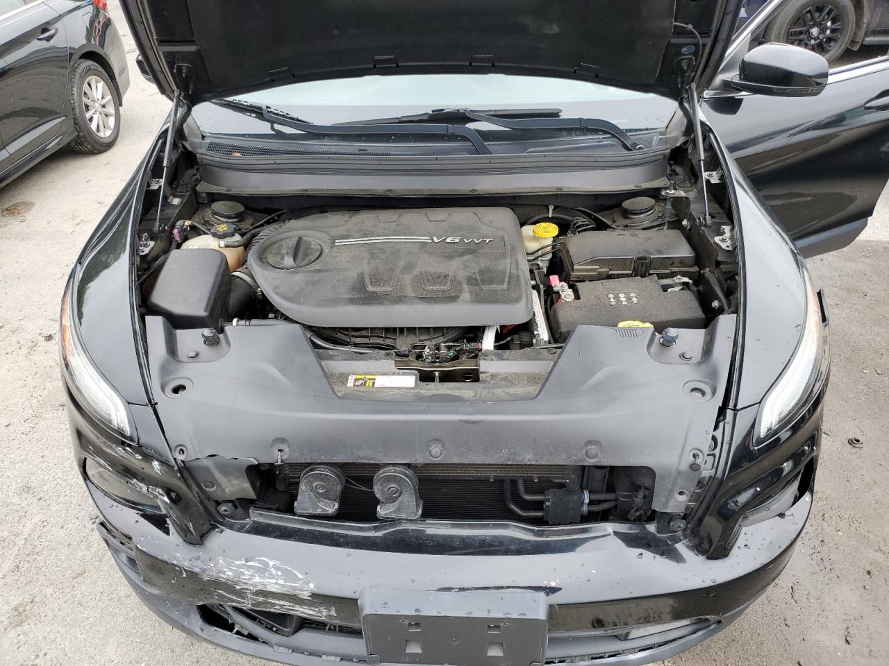 2017 Jeep Cherokee Latitude VIN: 1C4PJMCS3HW544601 Lot: 80473305