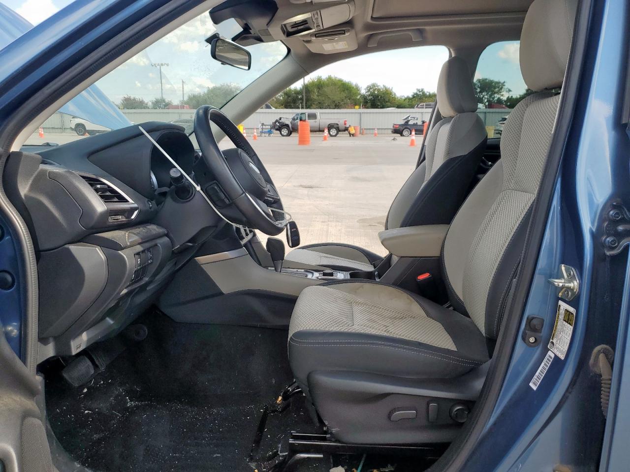 2022 Subaru Forester Premium VIN: JF2SKADC1NH429705 Lot: 80912825