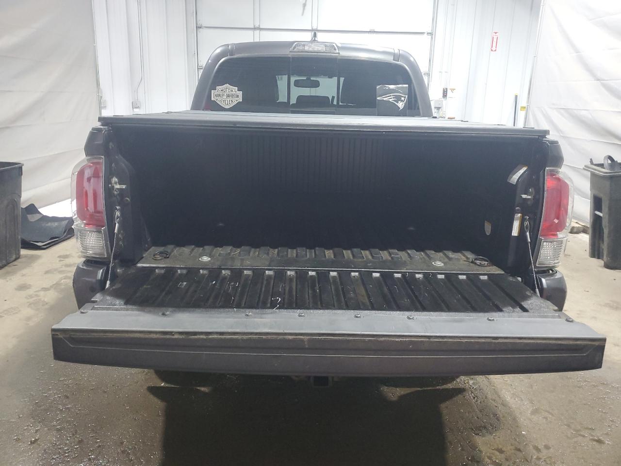 2017 Toyota Tacoma Double Cab VIN: 3TMGZ5ANXHM092870 Lot: 71073115