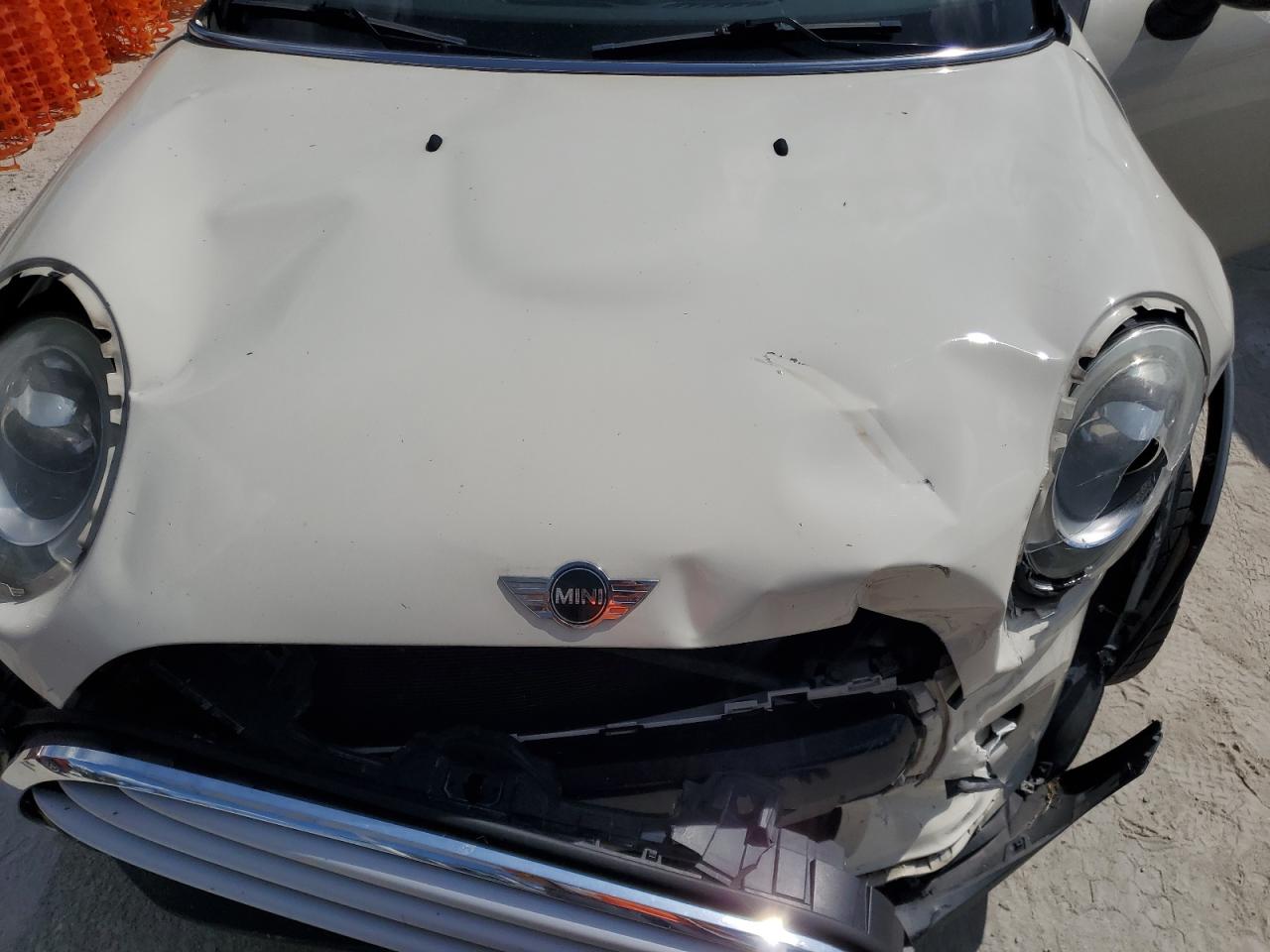 2015 Mini Cooper VIN: WMWXS5C56FT827857 Lot: 80875455