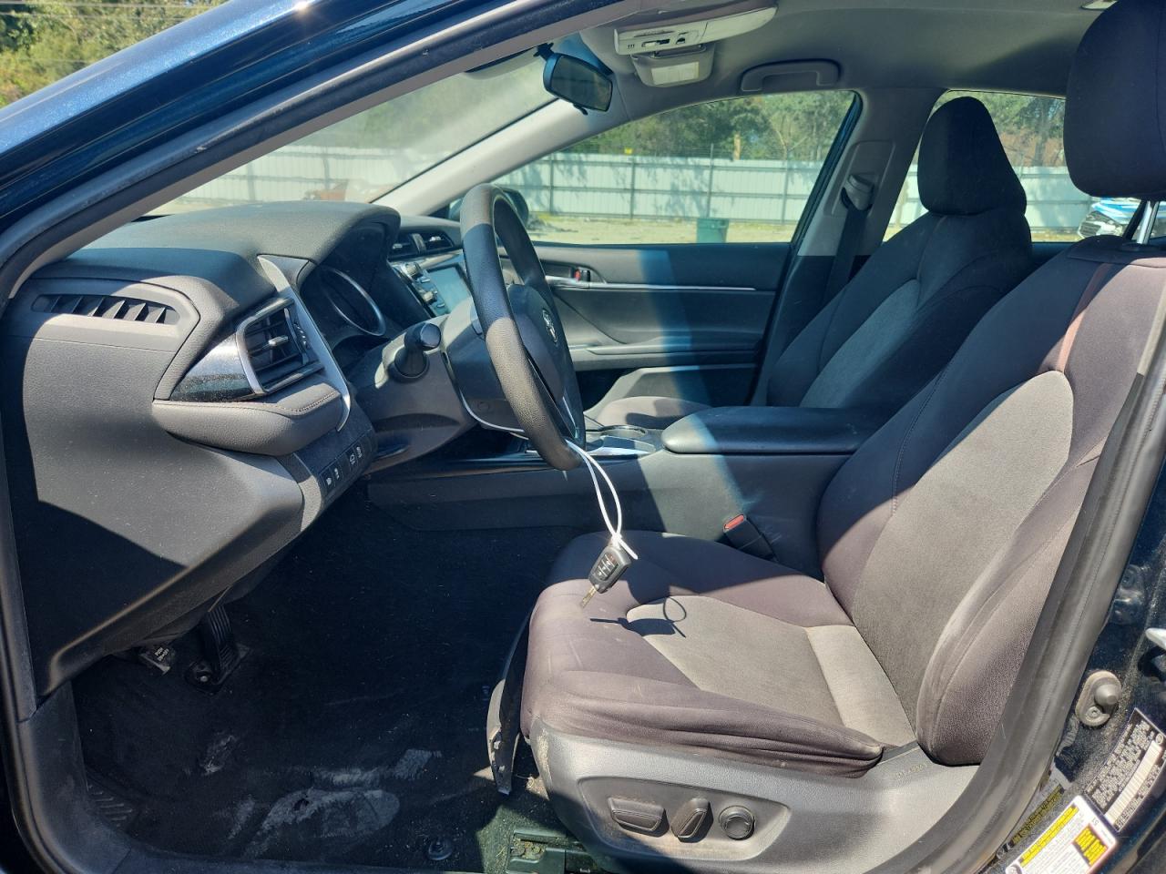 2019 Toyota Camry L VIN: 4T1B11HK2KU696465 Lot: 71448035