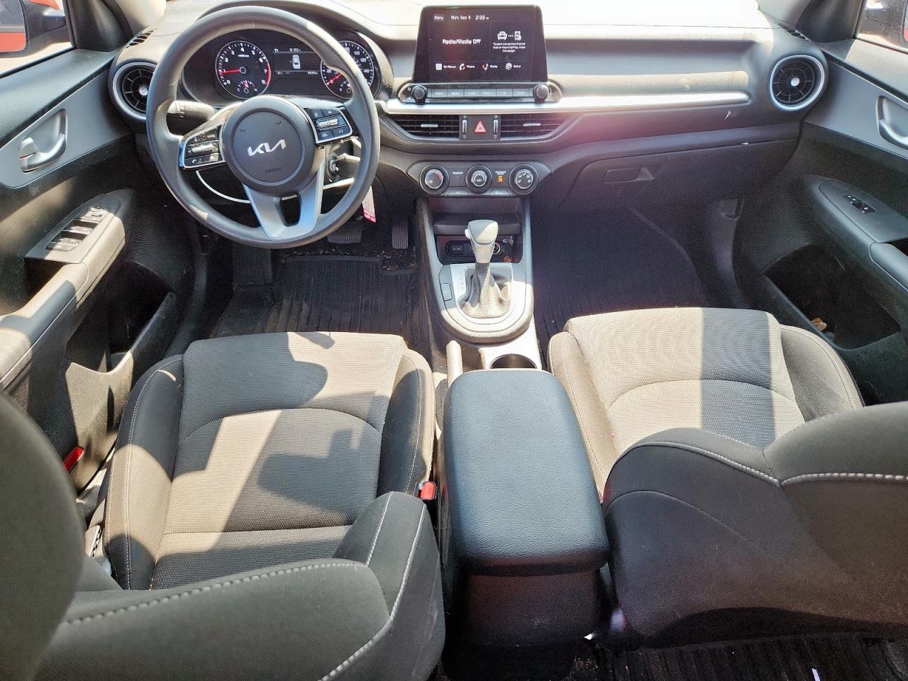 2023 Kia Forte Lx VIN: 3KPF24AD6PE570115 Lot: 71878505