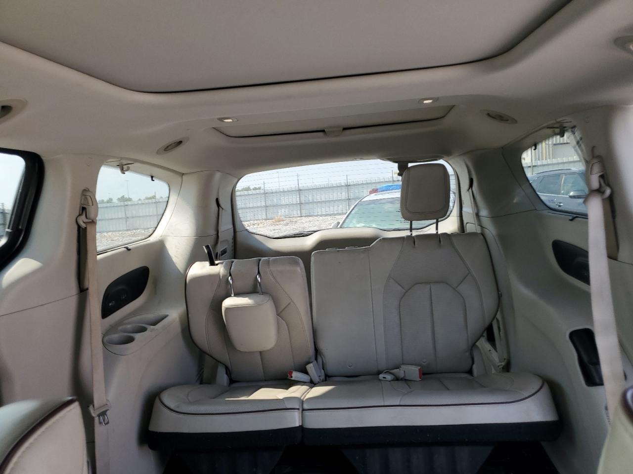 2017 Chrysler Pacifica Limited VIN: 2C4RC1GG6HR507705 Lot: 80587595