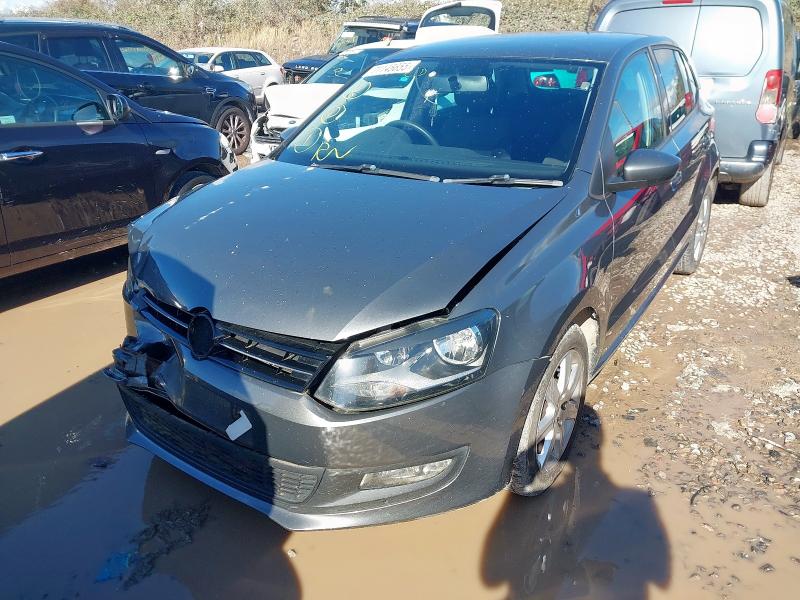 VOLKSWAGEN POLO 2013