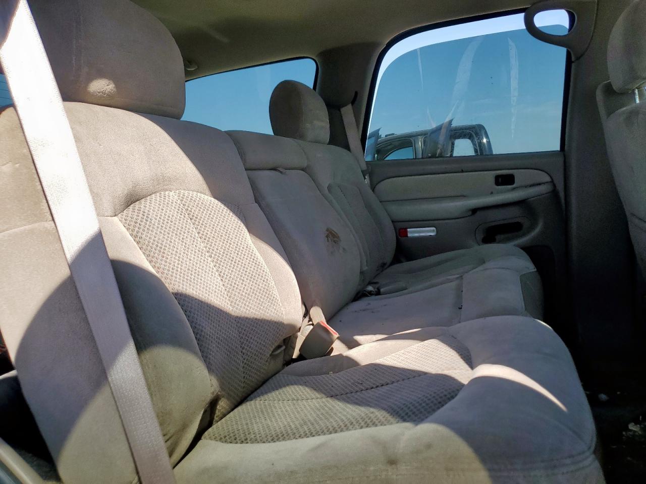 2002 Chevrolet Tahoe C1500 VIN: 1GNEC13Z22R159198 Lot: 81884745
