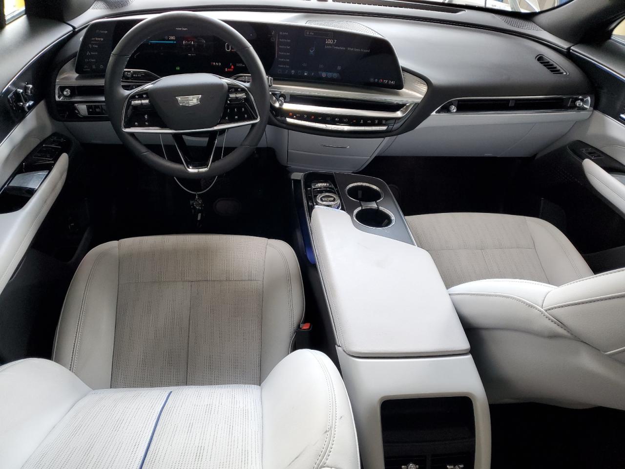 2024 Cadillac Lyriq Luxury VIN: 1GYKPPRL8RZ121128 Lot: 82098965