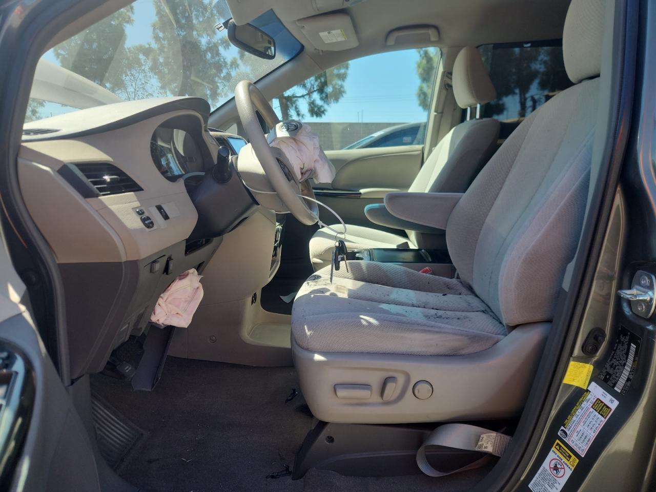 2012 Toyota Sienna Le VIN: 5TDKK3DC0CS180025 Lot: 72029525