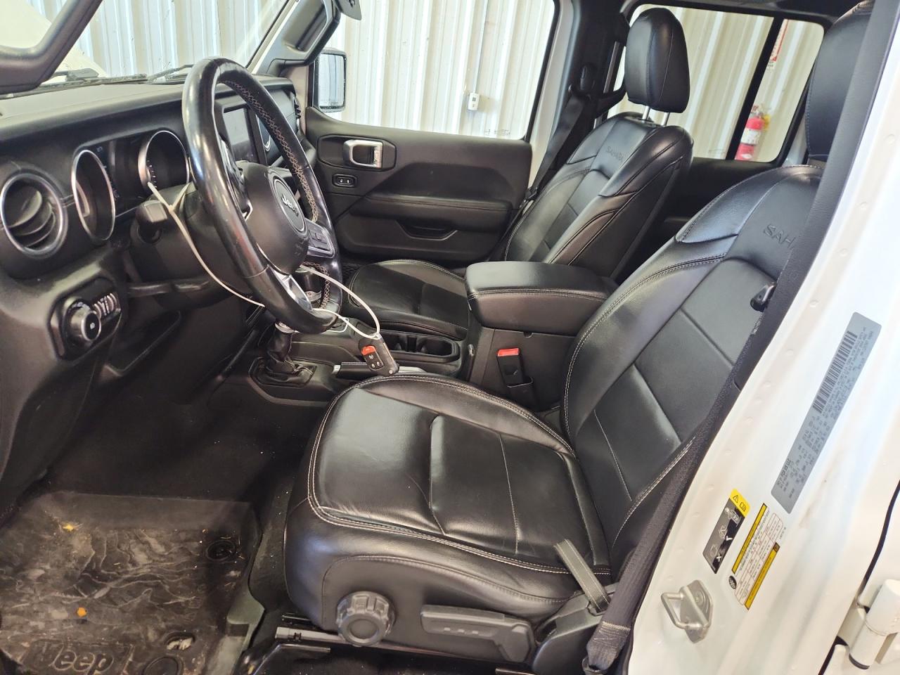 2020 Jeep Wrangler Unlimited Sahara VIN: 1C4HJXEN2LW215118 Lot: 80339605